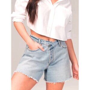 Abercrombie & Fitch The Dad Short High Rise Crossover Waist Denim Shorts 24